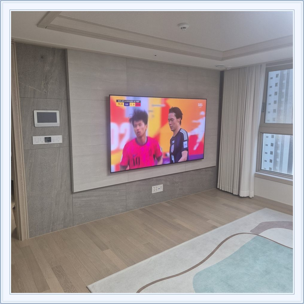 벽걸이TV 설치 참고 사진 29-1, TV와 벽면 배치